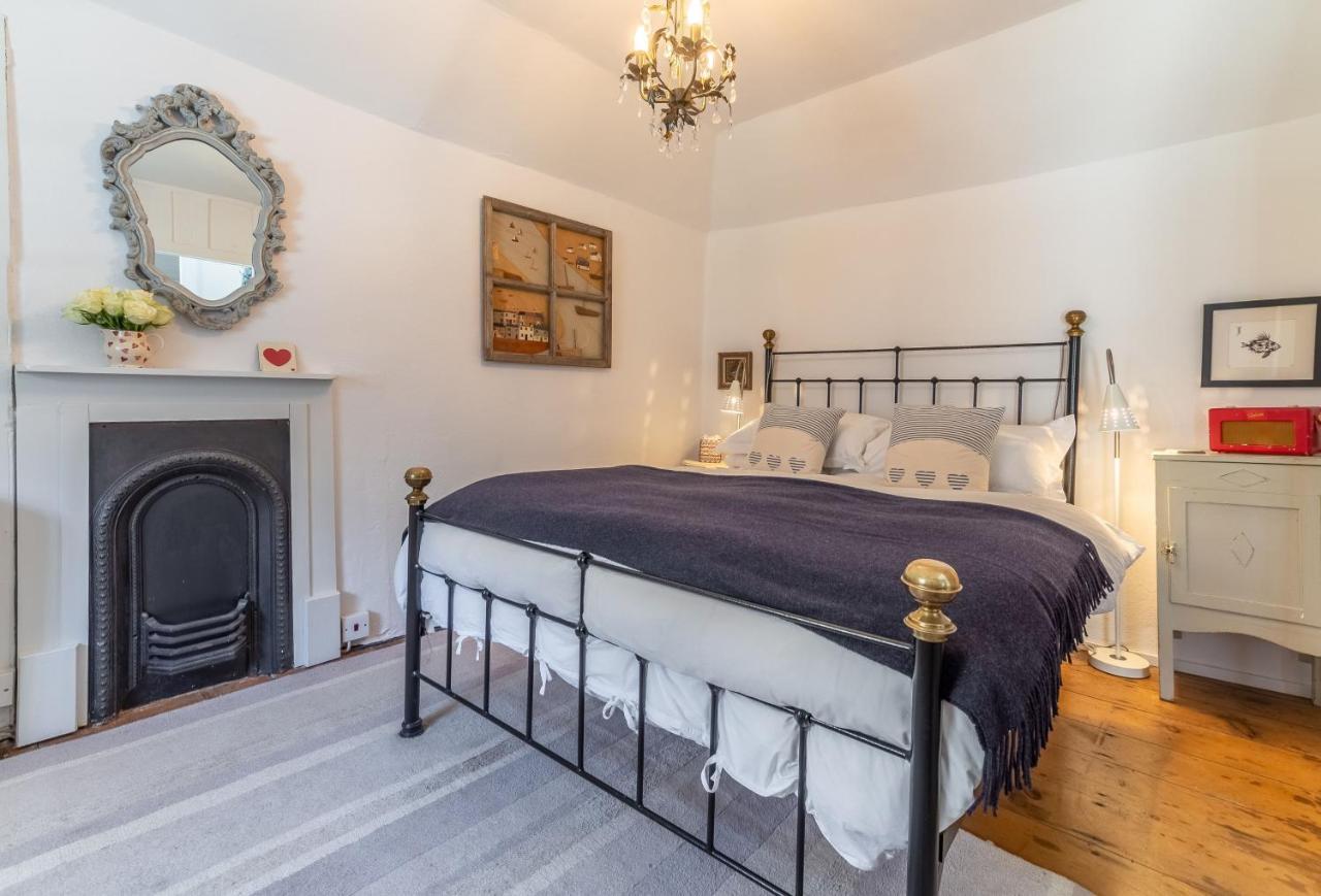 The Langley Tarne Villa Mousehole Eksteriør billede